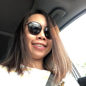 Meet your Posher, Candace